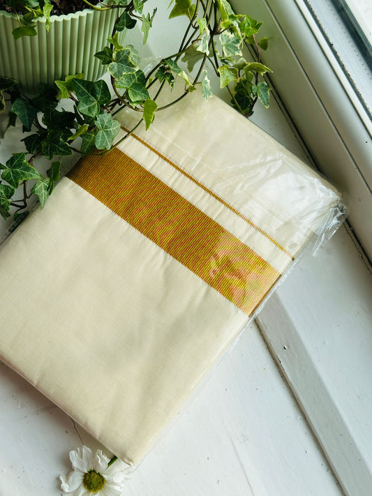 Men’s Kasavu Mundu